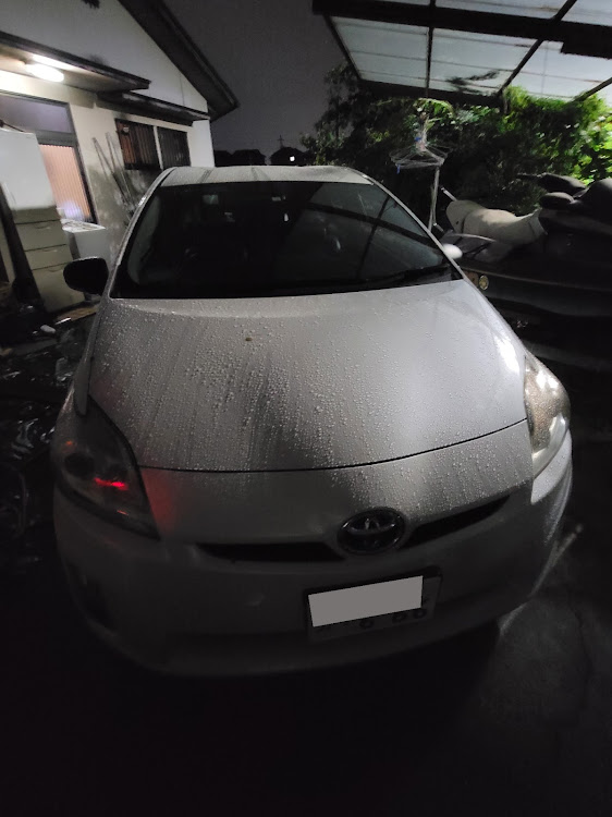 プリウスのずぶ濡れの愛車・梅雨・DIY・熱中症に気をつけて!!・バネに関するカスタム事例の投稿画像1枚目