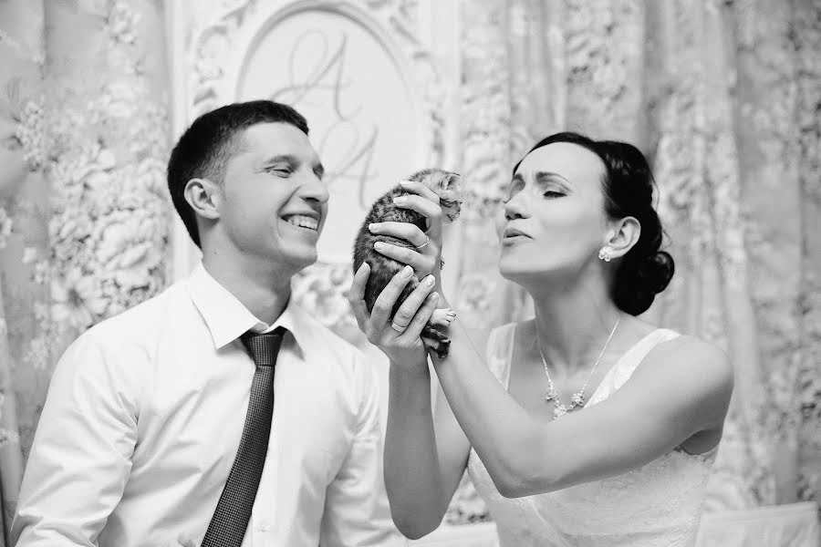 Wedding photographer Ekaterina Trunova (cat-free). Photo of 2 February 2016