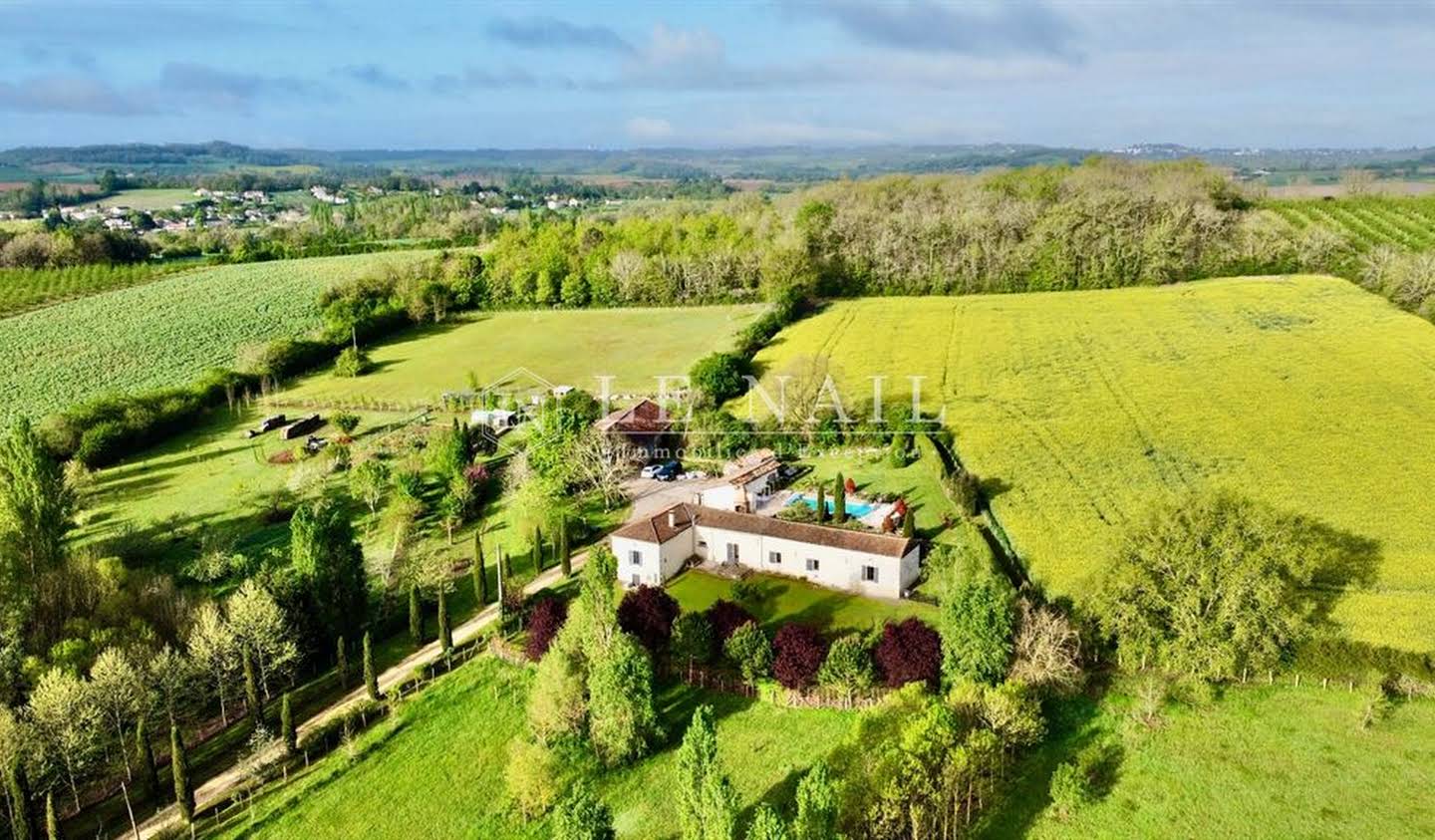 Maison avec piscine Cancon