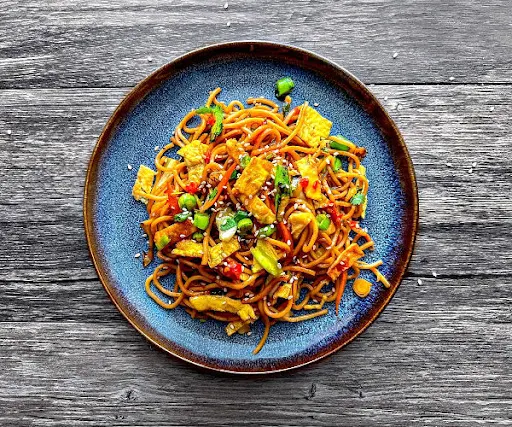 Home Style Egg Chowmein