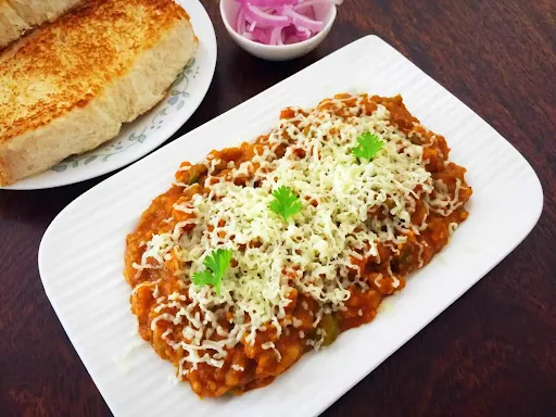 Khada Cheese Pav Bhaji