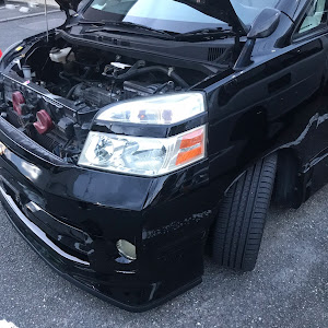 ヴォクシー AZR60G