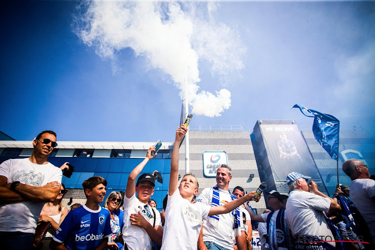 🎥 Un envahissement de terrain annulé, la grosse clim' vécue par les supporters de Genk