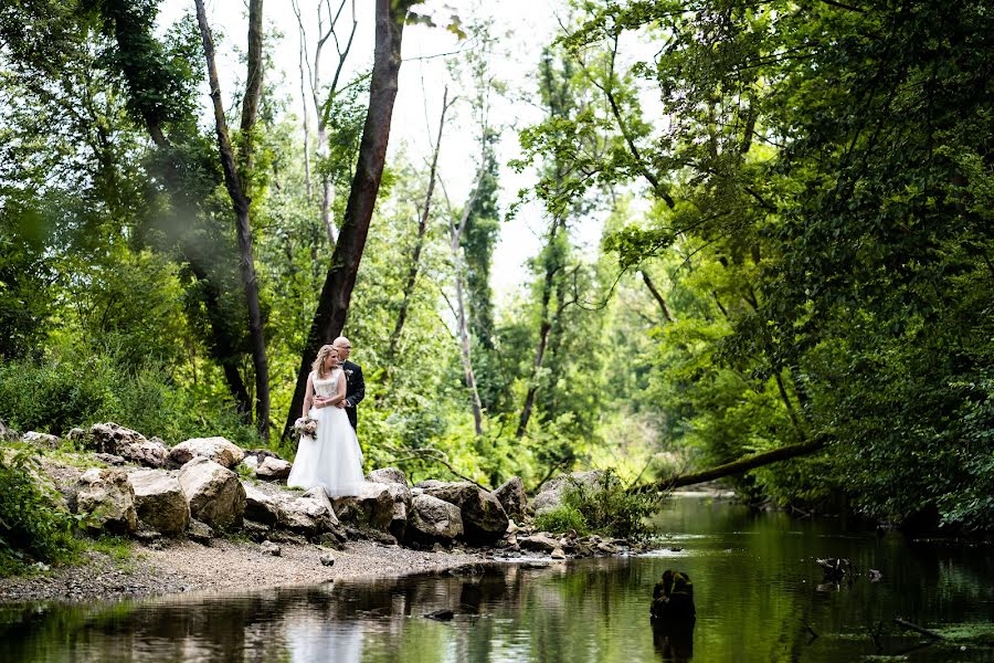 Fotógrafo de casamento Jan Sobott (janograf). Foto de 22 de fevereiro 2020