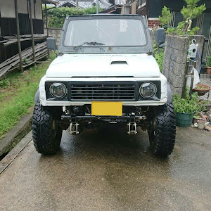 ジムニー JA11V