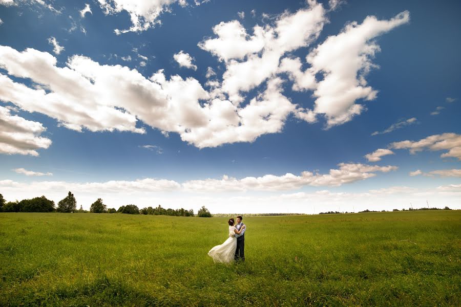 Düğün fotoğrafçısı Lena Astafeva (tigrdi). 23 Haziran 2014 fotoları