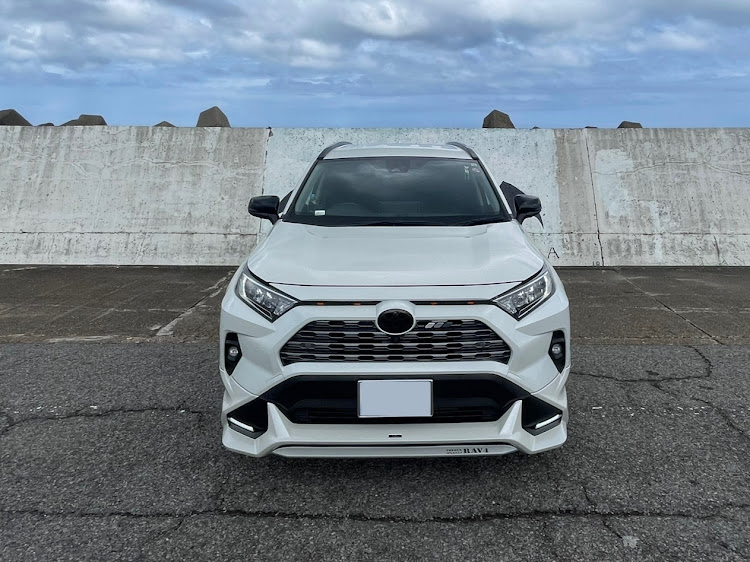 RAV4のRAV4好きな人と繋がりたい・RAV4乗りさんと繋がりたい・千人画廊・ドライブに関するカスタム事例の投稿画像4枚目