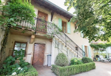 House with garden and terrace 4