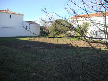 terrain à Hyeres (83)