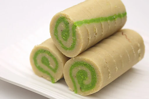 Kaju Pista Roll