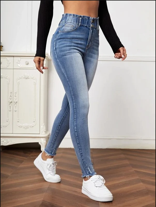 Jeans femme nouvelle mode, taille haute, élastique et moulant. Jeans ajustés pour un confort optimal et une silhouette élégante. Parfait pour toutes les occasions.