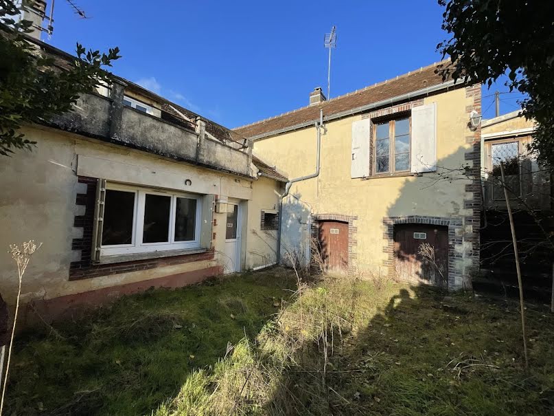 Vente maison   à Senonches (28250), 108 000 €