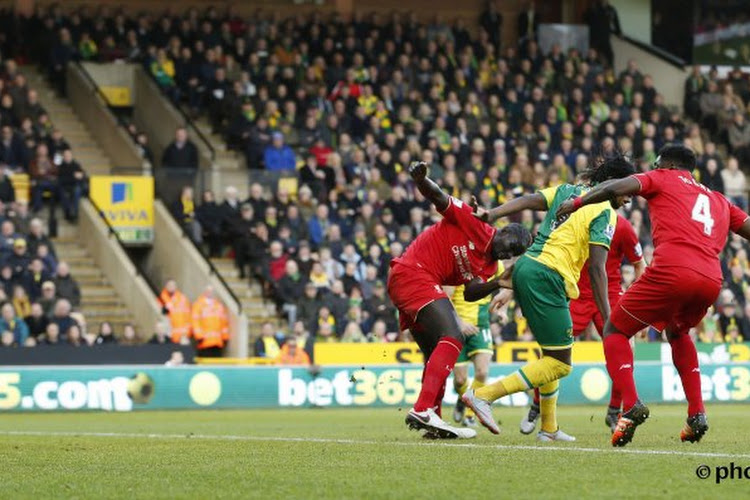 VIDEO: Dit doelpunt van Mbokani is voor de jaaroverzichten!