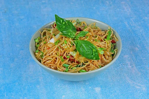 Veg Chilli Basil Noodles