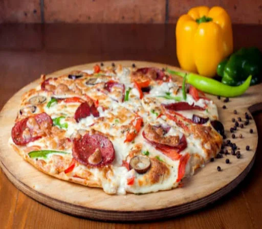 Fusion Peri-Peri Chicken Pizza