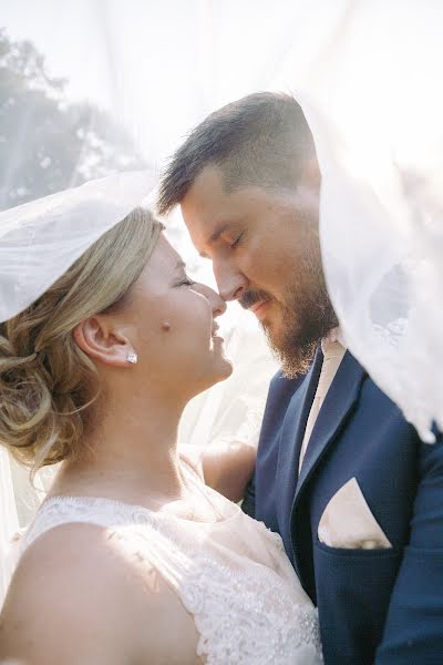 Wedding photographer Zsuzsanna Bunda (zsuzsannabunda). Photo of 17 November 2019