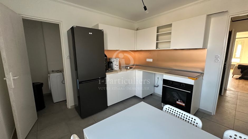 Location meublée appartement 4 pièces 75 m² à Valence (26000), 950 €