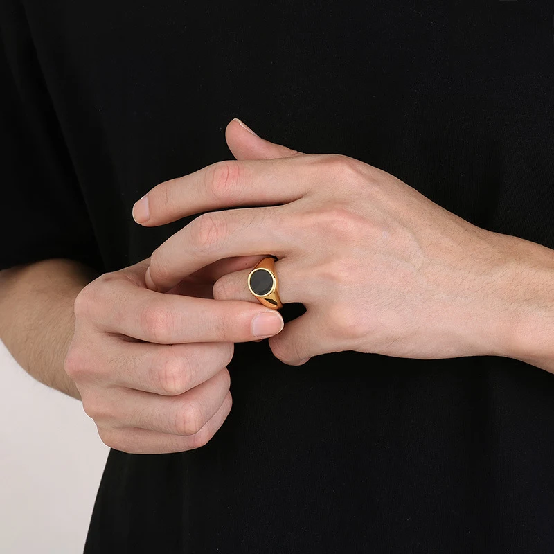 Niche Classic Fashion Gepolijste Ring