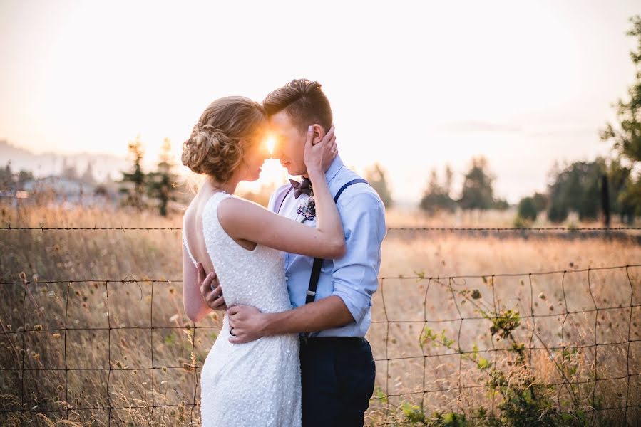 Wedding photographer Elizabeth Stone (elizabethstone). Photo of 9 March 2020