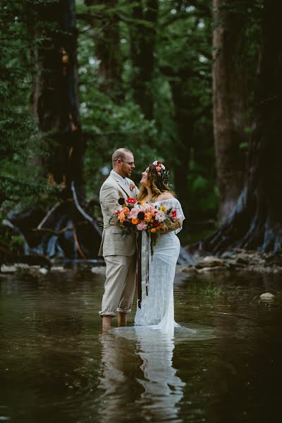 Fotógrafo de casamento Jackie Nemeth (eyeroniclove). Foto de 8 de agosto 2019