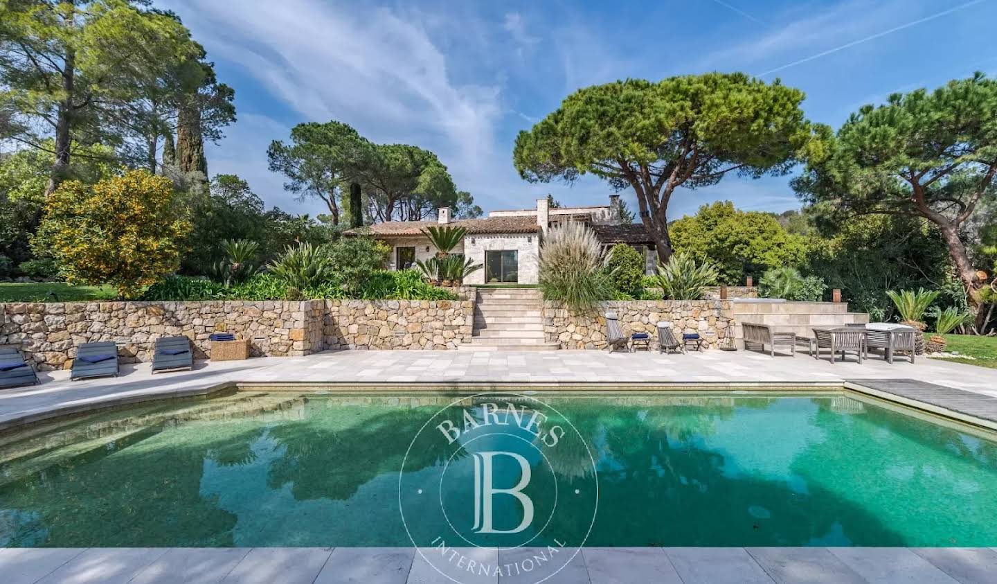 Villa with pool Mougins