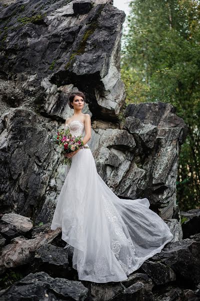 Fotógrafo de bodas Lyubov Morozova (lovemorozova). Foto del 1 de mayo 2019