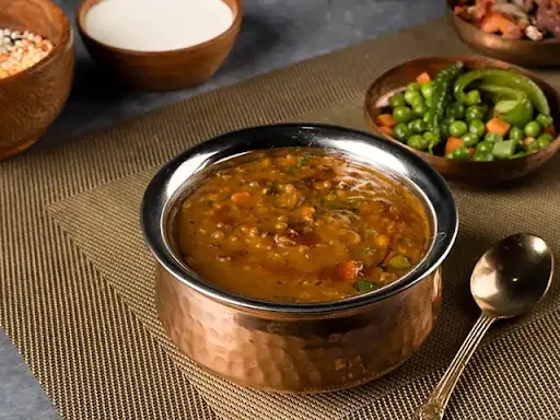 Veg Dal Tadka