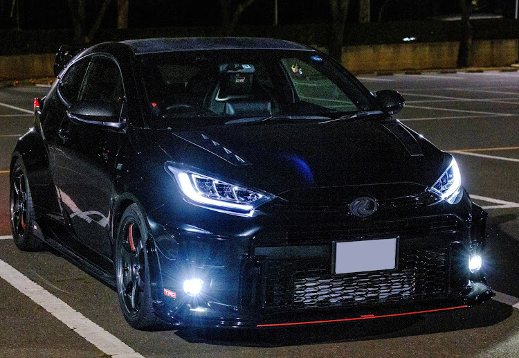 GRヤリスのいつもイイね＆コメントありがとうございます😆・夜ドライブ😊・洗車しないとヤバい😱に関するカスタム事例の投稿画像2枚目