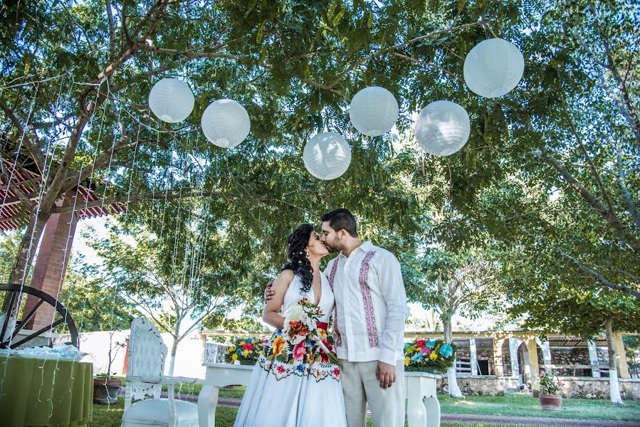 Wedding photographer Vianey González (vianeyglez). Photo of 4 January 2019