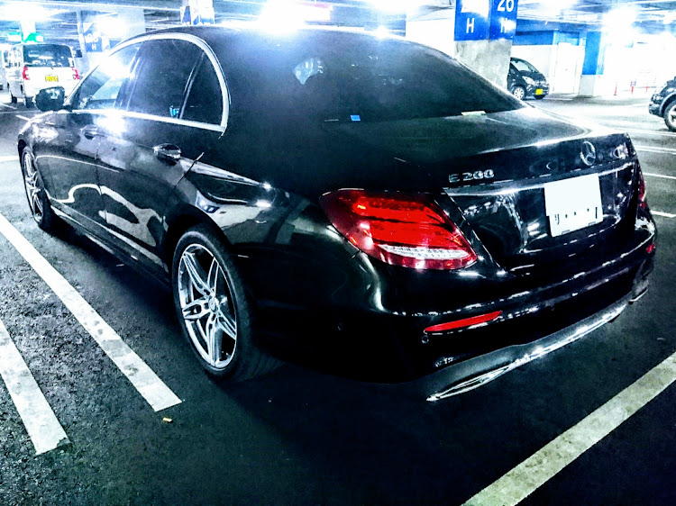 Eクラス セダンのドライブ・立体駐車場盛れる・#ショッピングモール・閉店間際に関するカスタム事例の投稿画像1枚目