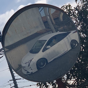 プリウス ZVW50