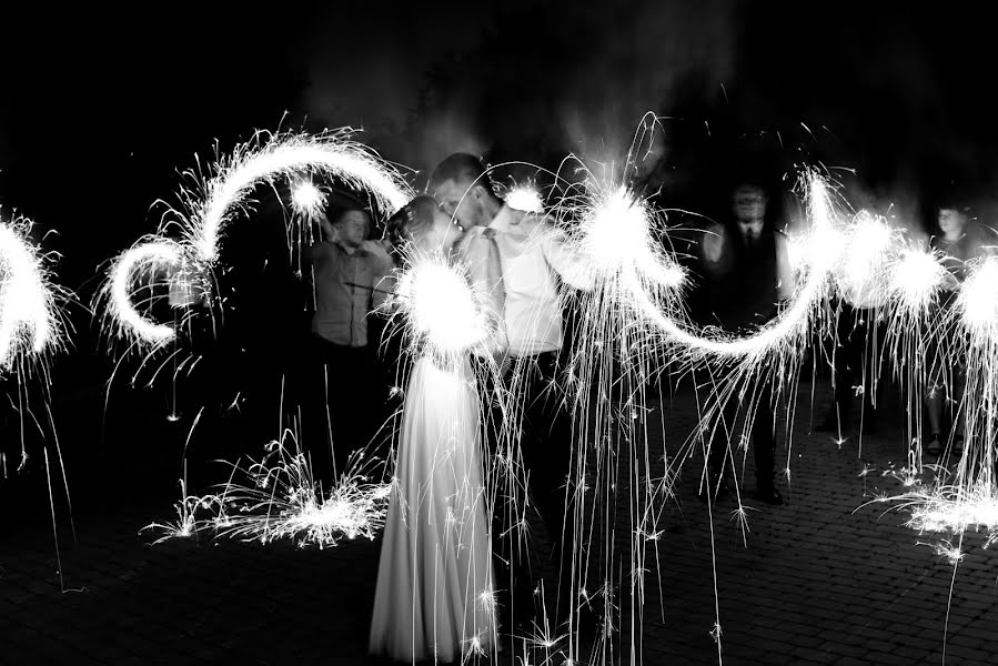 Vestuvių fotografas Dmitriy Feofanov (dmitryfeofanov). Nuotrauka 2017 balandžio 1