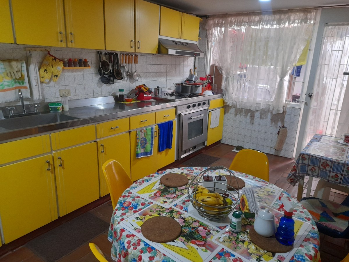 Casa En Venta - Estoril, Bogota