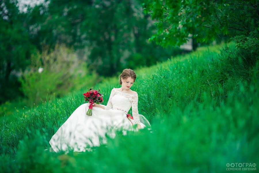 Fotógrafo de bodas Evgeniy Semenov (semenovsv). Foto del 29 de junio 2016