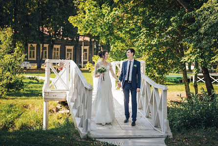 Fotografo di matrimoni Denis Manov (denismanov). Foto del 6 ottobre 2018