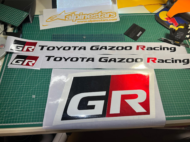 GRヤリスのステッカー作成に関するカスタム事例の投稿画像1枚目