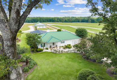 Farmhouse with pool 16