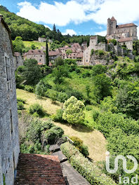 propriété à Saint-Cirq-Lapopie (46)