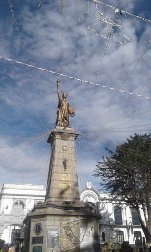 Estatua de la Libertad de Bronce