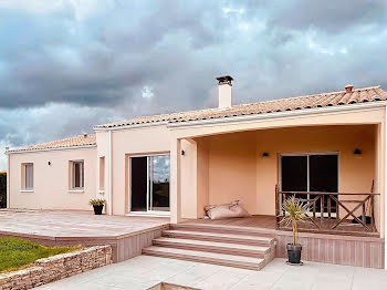 maison à Champdeniers-Saint-Denis (79)