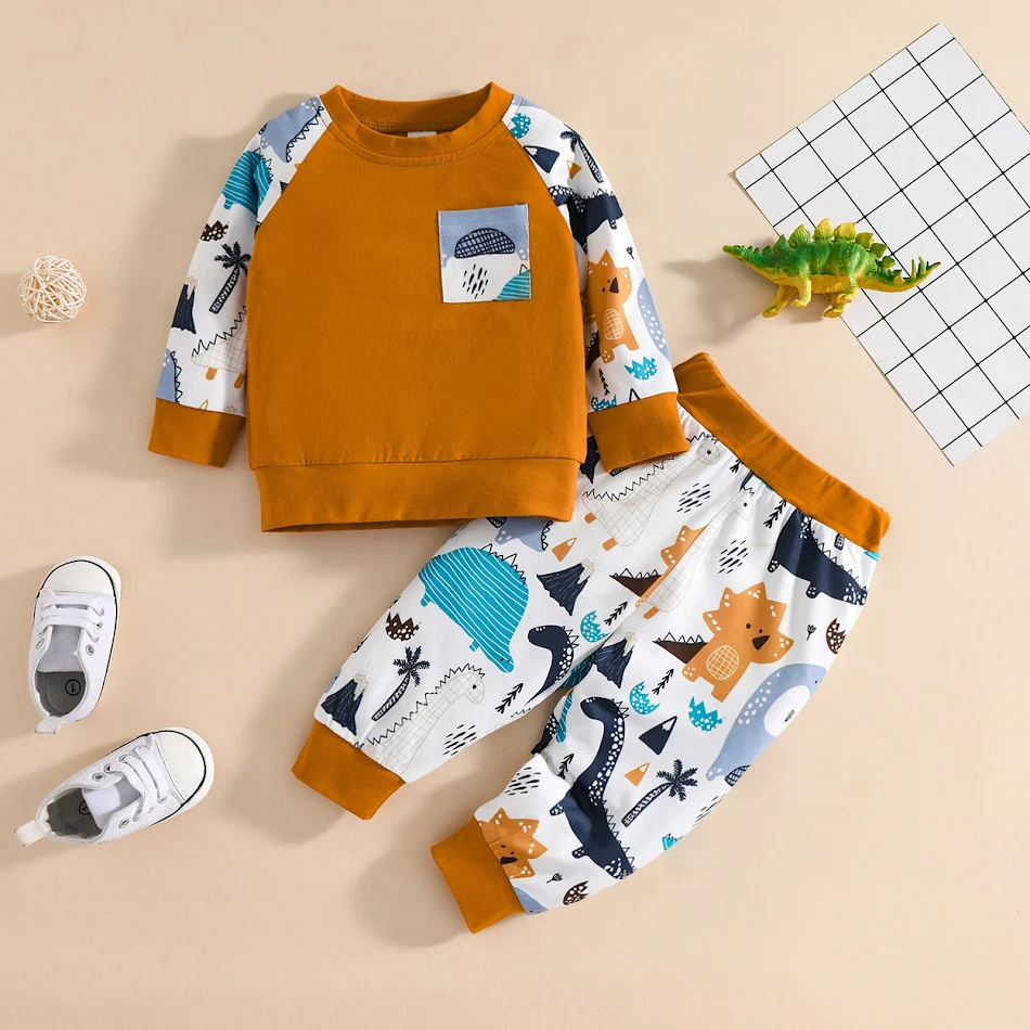 Schattig dierlijk cartoon herfst lange mouwen pak voor kinderen. Comfortabel en ideaal om in te spelen, perfect om kinderen warm te houden in de herfst.