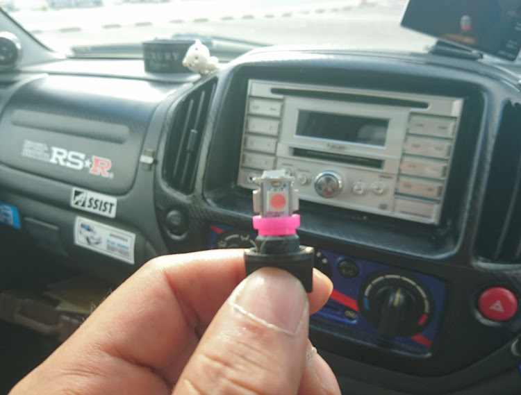 Keiワークスのドライブ・メーターLED打ち替え・DIY・レッドメモリー・エムズガレージに関するカスタム事例の投稿画像8枚目