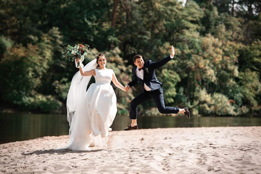 Fotografo di matrimoni Sergey Kancirenko (ksphoto). Foto del 16 aprile 2020