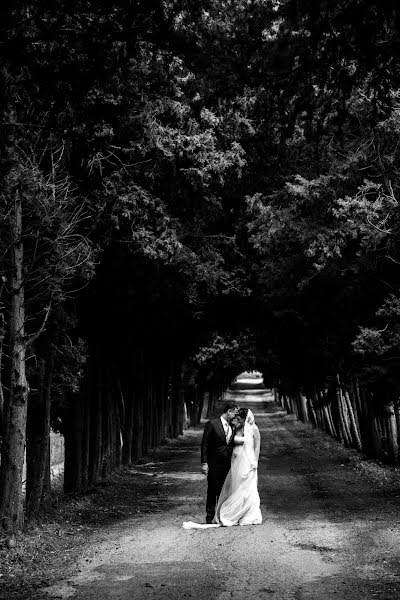 Wedding photographer Emanuele Cariotti (emanuelecariotti). Photo of 29 October 2023