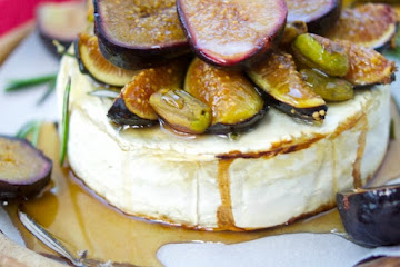 Honey Baked Brie With Figs And Rosemary