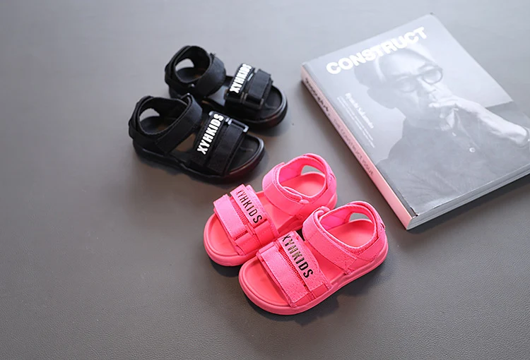 Summer sports sandals for women, children, and men, webbing design, soft-soled beach shoes, comfortable and perfect for 