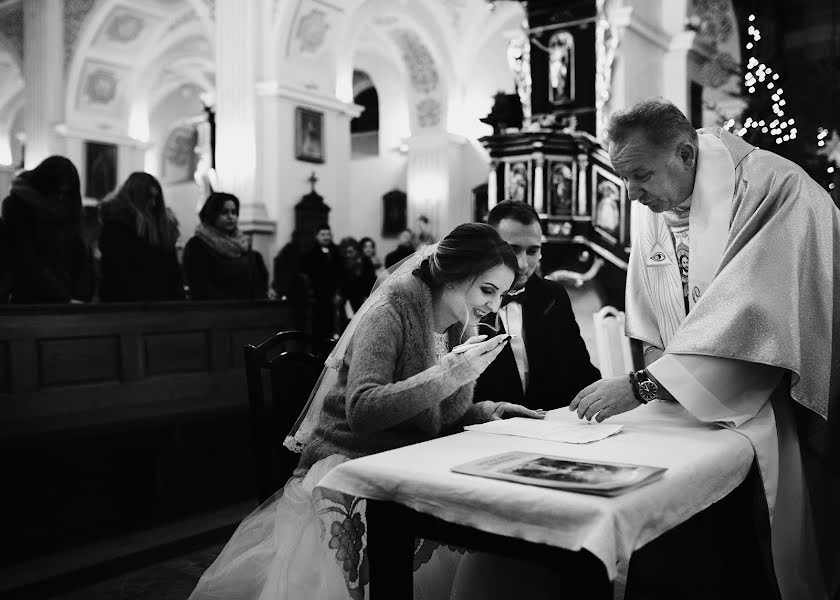 Fotografo di matrimoni Piotr Obuch (piotrobuch). Foto del 25 aprile 2018