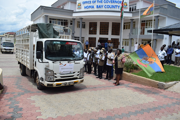 Homa Bay Governor Gladys Wanga flags off sorghum seeds for distribution to 15000 families in Homa Bay town on October 16,2023