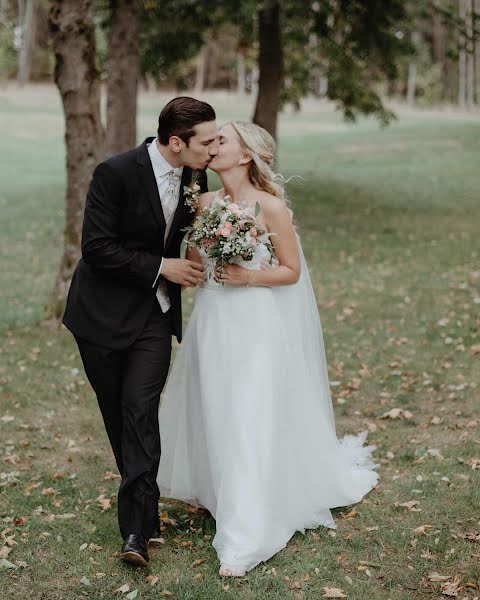 Wedding photographer Dina Lucia Weiss (ohlucy). Photo of 20 March 2019