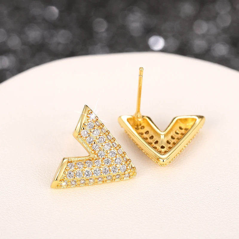 Title 10, Boucles doreilles tendance en forme de V avec ...